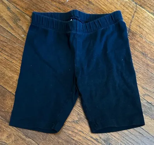 Shorts Circo tamanho 4-5 anos importado (Desapego)