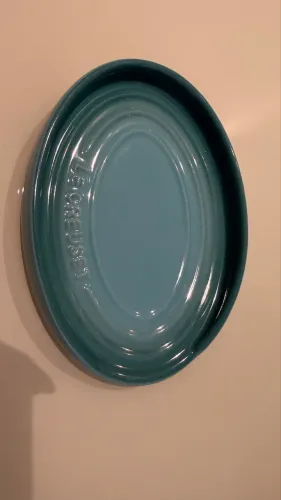 Descanso colher Le creuset cor Caribe
