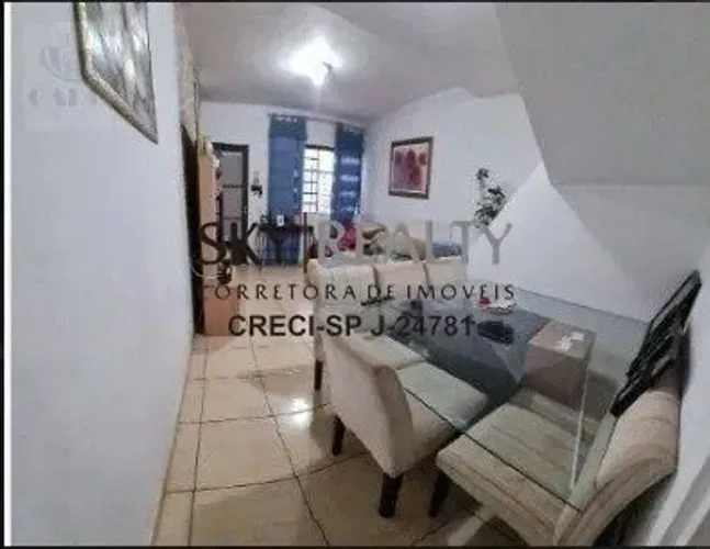 Sobrado em condomínio a venda na V. Campestre, 2 quartos, 1 vaga!