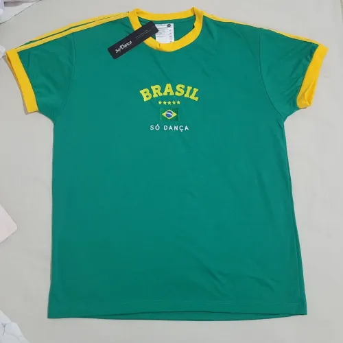 Camiseta Só Dança Feminina M Oversized Copa Brasil