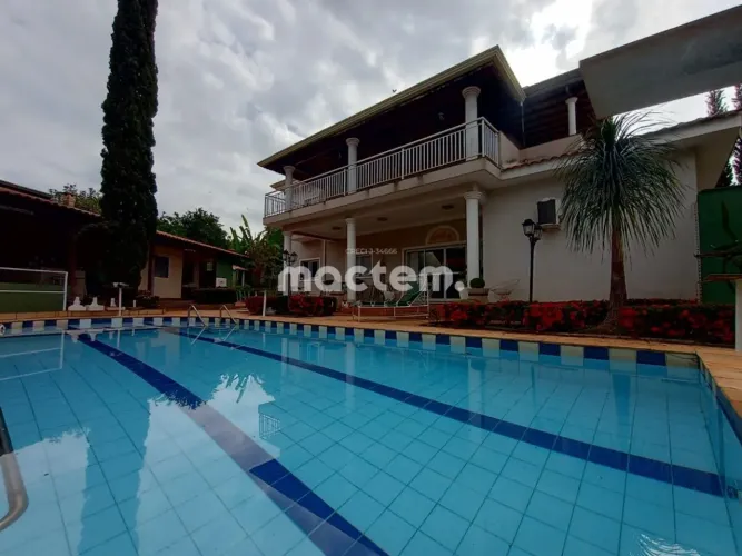 Casa de Alto Padrão em Bonfim Paulista - Piscina, Churrasqueira e Banheira!