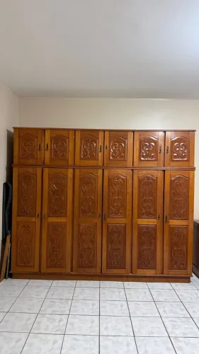Guarda-Roupa de Luxo: Mogno/Cerejeira Legítimo!