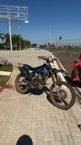 VENDO CRF 230, ano 2014 (Segundo Dono)