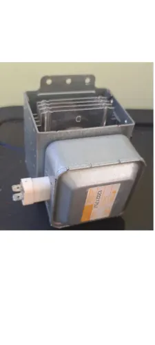 Magnetron Electrolux MEF28 usado