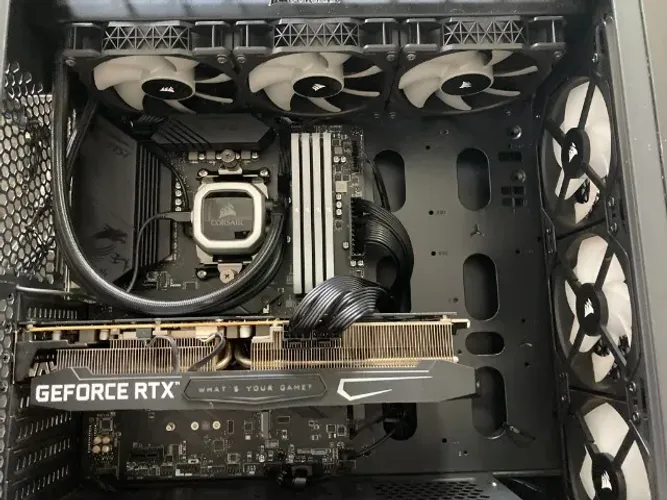 PC Gamer Ryzen 7 5800x + 2070 Super 8GB + 32 GB RAM