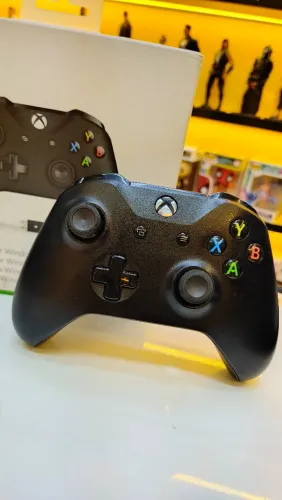 Controle Xbox one / Series s x preto estado de novo