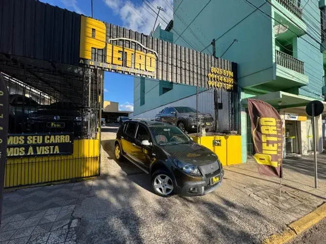 Renault Sandero Stepway Hi-power 1.6 8V 5P 2013