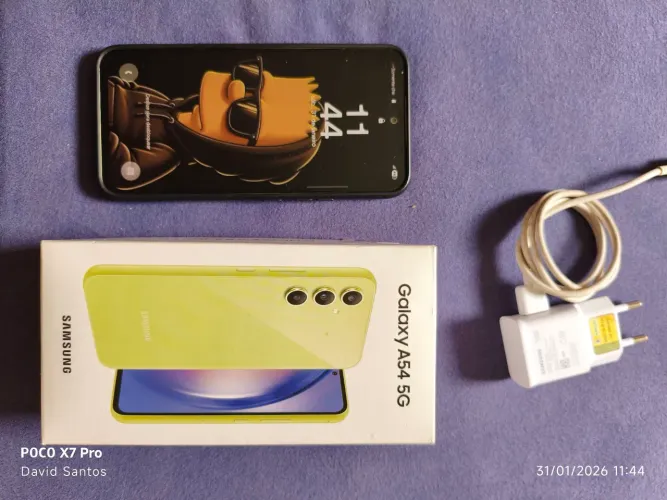 Vendo Galaxy Samsung A54 5G com 256 GB de memória interna 