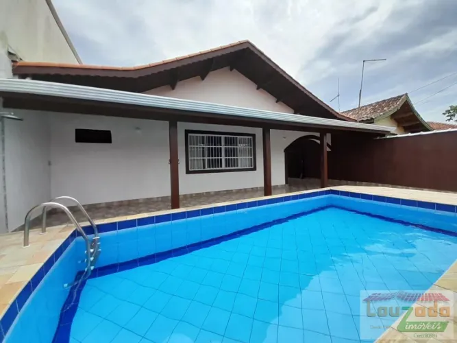 Casa para Locação em Peruíbe, Jardim Ribamar, 3 dormitórios, 1 suíte, 3 banheiros, 8 vagas