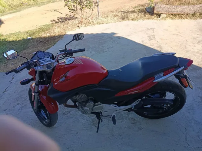 Honda CB 300R 2012