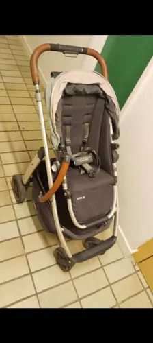 Vendo carrinho em perfeito estado 