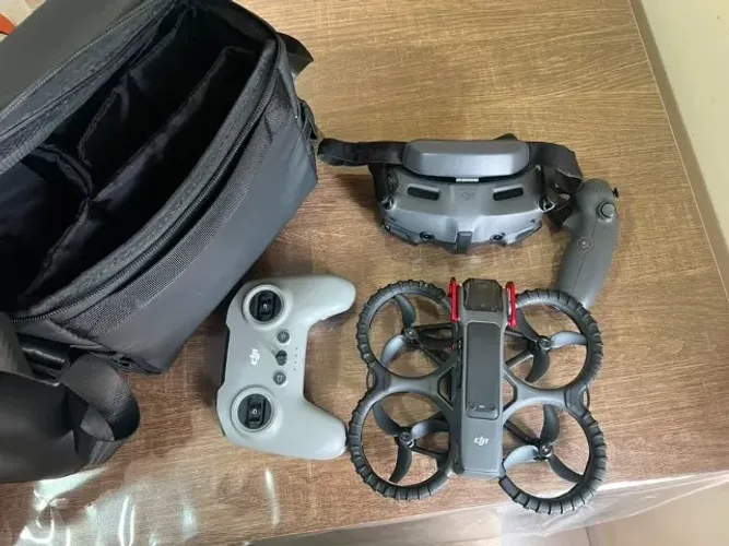 Avata 2 Fly More Combo com acessórios - Super novo