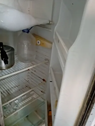Geladeira cce