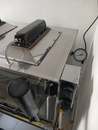 Forno industrial a gás SEMI NOVO