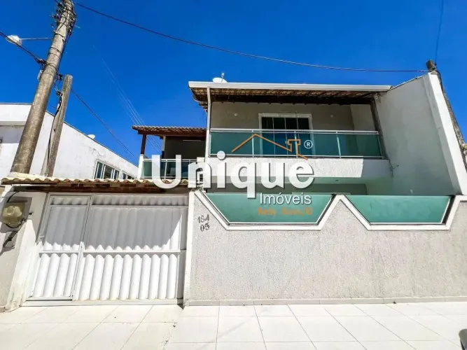 Casa com 3 suítes, no condomínio Cisne Branco, à venda por R$ 595 mil.