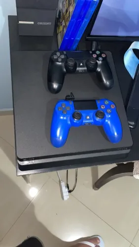 PS4 SLIM 1T