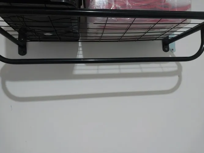 Araras de loja e provador