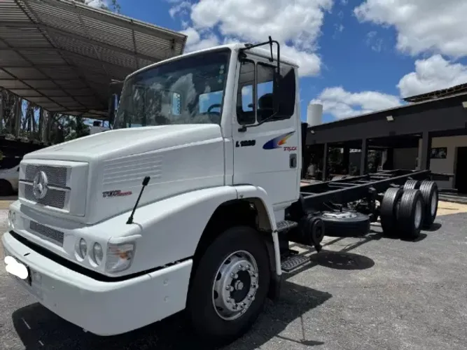 Mercedes Benz 1620 2001 Chassi