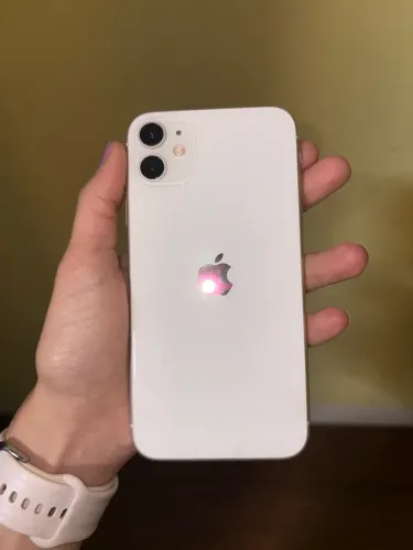 iPhone 11 64 GB Branco - Excelente estado | Único dono com nota fiscal