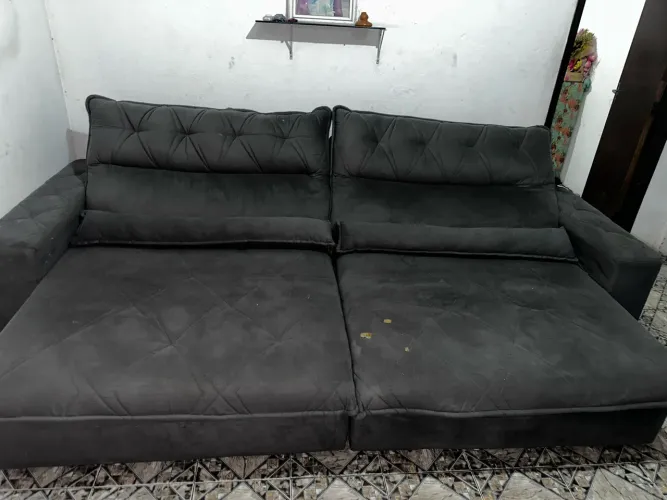 VENDO SOFÁ RETRATIL - 3 METROS