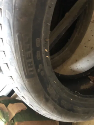 Pneu 255/55 20