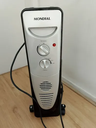 Aquecedor elétrico a óleo Mondial