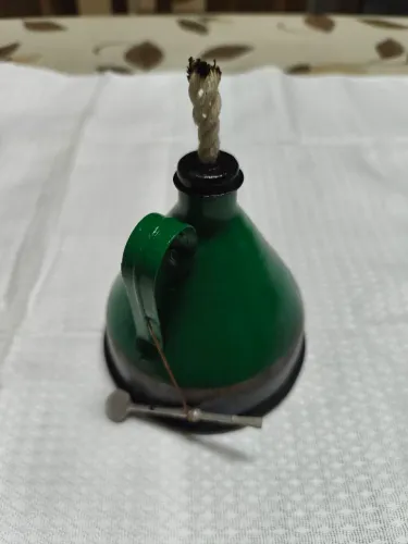 Lamparina retrô antiga para decoração ou uso de alumínio