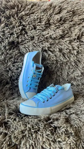 Tênis Casual Cano Baixo Estilo All Star - Modelo sneaker casual - Unissex.