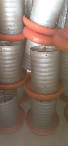 Comedouro tubular 20 kg