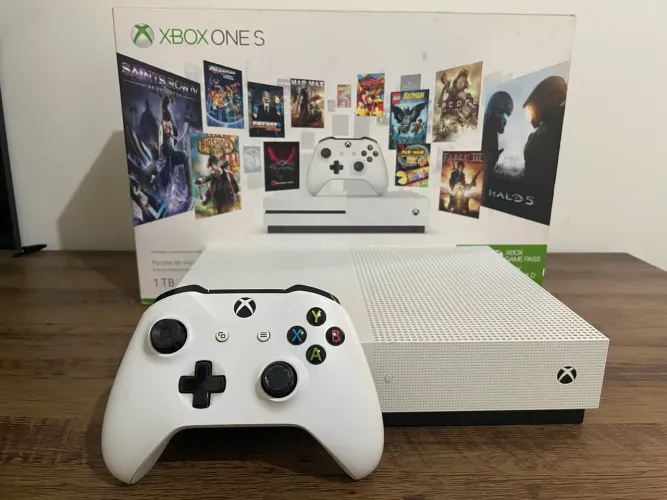 Xbox one S 1 tb 