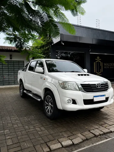 Toyota Hilux CD D4-d 4X4 3.0 TDI Dies. Mec. 2015