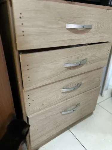 Cômoda 4 Gavetas