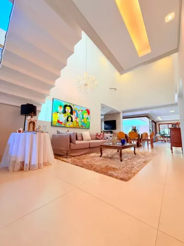 LUXUOSO IMOVEL A VENDA NO RES. DAMHA 1