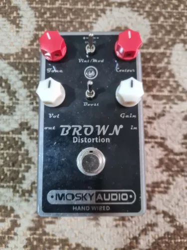 Brown Mosky Distortion (clone do Pinnacle)