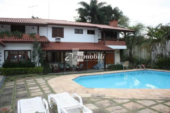 Casa à venda em Carapicuíba, Granja Viana, com 4 quartos, com 626 m², Chácara Vale do Rio 