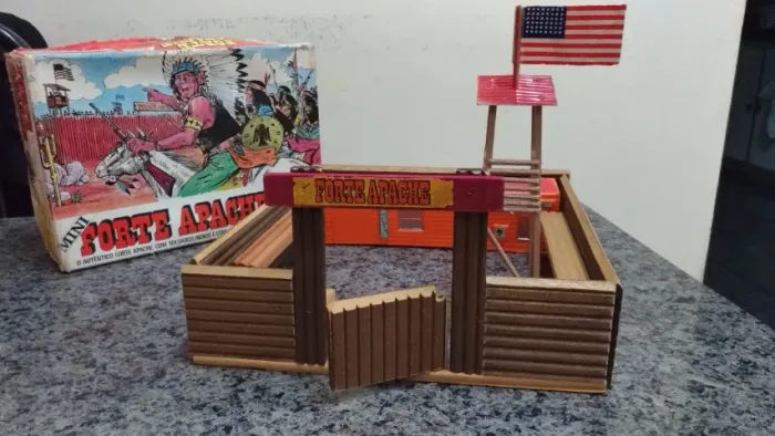 Forte Apache Gulliver Mini - Coleção Brinquedos Antigos Anos 80