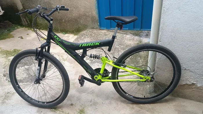 Bicicleta TK3 track 100 aro 26