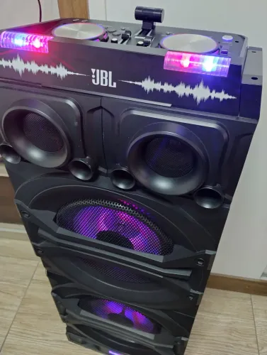 Caixa de som JBL DJ xspert