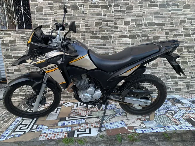 Xre 300 abs
