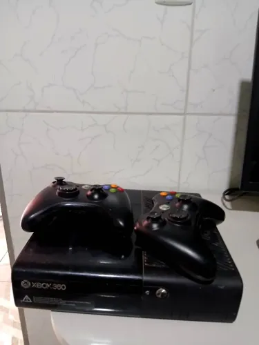 Xbox 360 em ótimo estado