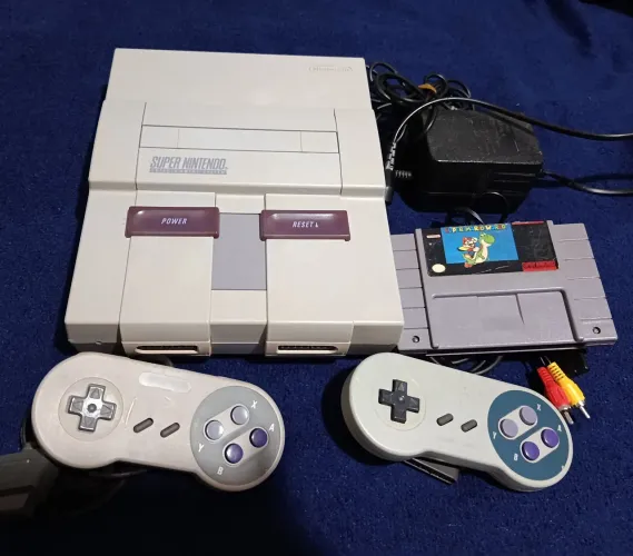 Super Nintendo completo + 2 controles