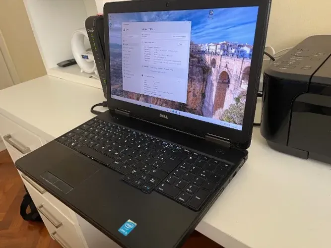 Dell Latitude i5 16GB