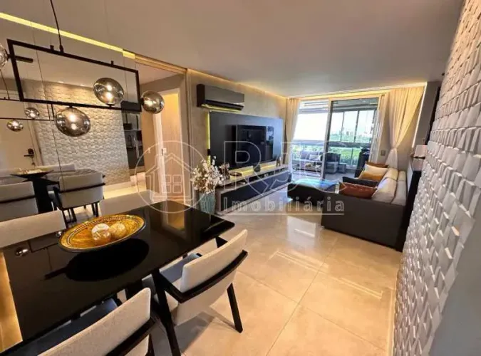 Imóvel para venda possui 85 metros quadrados com 2 quartos em Barra Olímpica - Rio de Jane