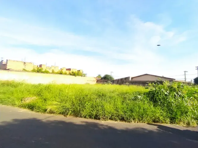 Terreno Padrão em Uberlândia