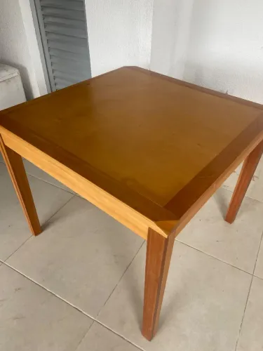 Mesa de Madeira Pura
