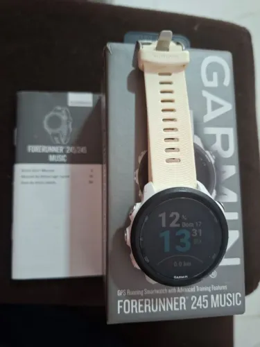 Garmin 245 music