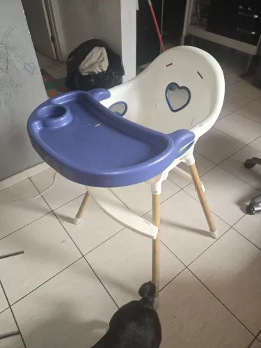 Cadeirinha de alimentação