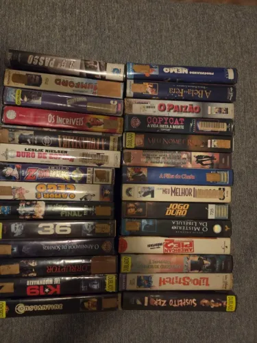 Vendo 83 fitas VHS para colecionadores