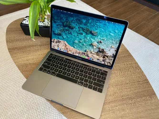 macbook pro 13 space gray