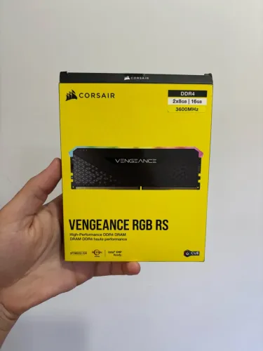 CORSAIR VENGEANCE 16GB (2x8) 3600MHz RGB